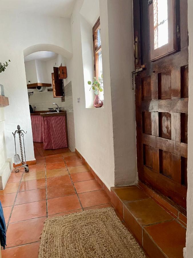 Vila Cueva De La Abuela Maria Alcala del Jucar Exteriér fotografie